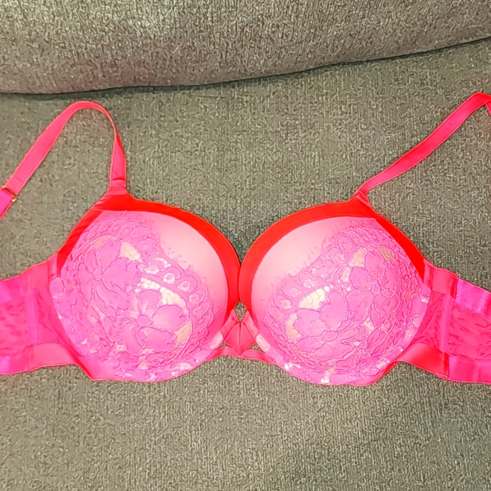 Victoria Secret Hot Pink Bra 36 DD